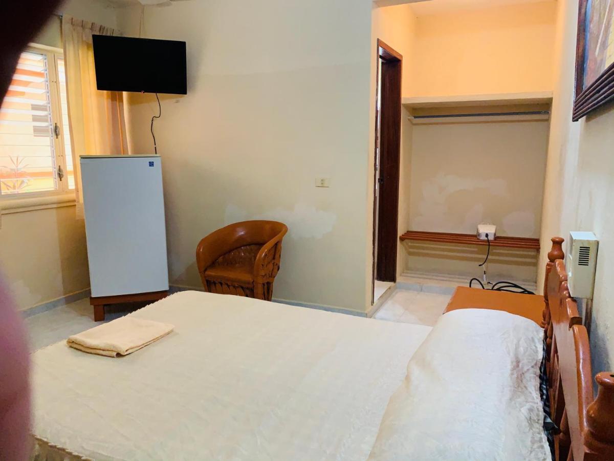 Hotel Isla Esmeralda 코수멜 외부 사진